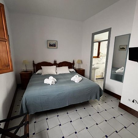 Hotel Entreolivos إل بيدروسو المظهر الخارجي الصورة